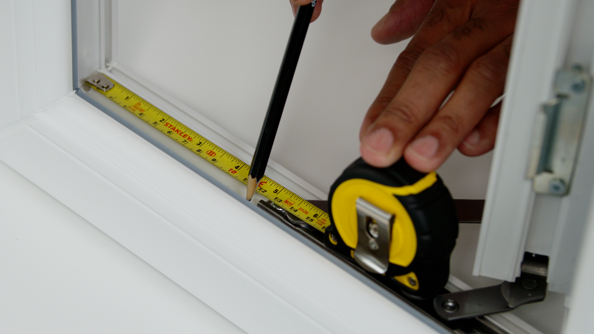 ERA WindowSense Installation Video Edit V11.00_01_55_15.Still009.jpg