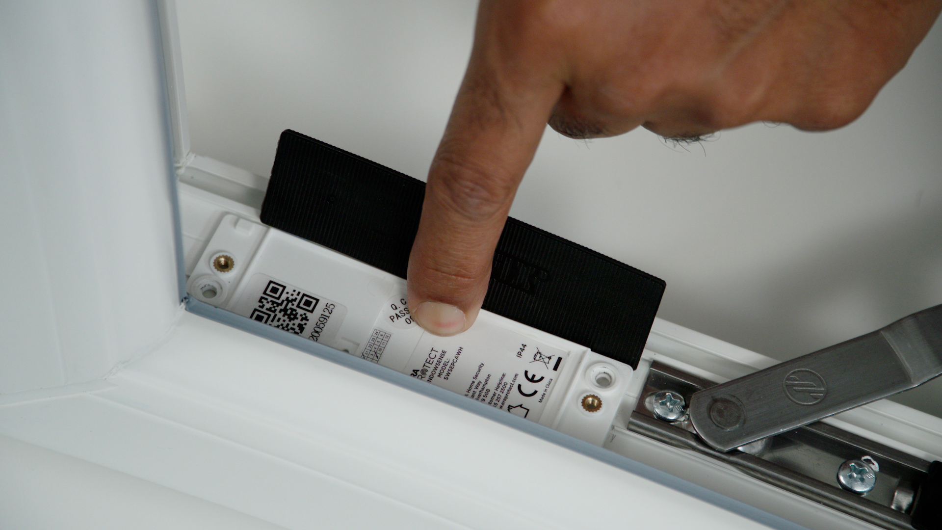 ERA WindowSense Installation Video Edit V11.00_02_22_08.Still013.jpg