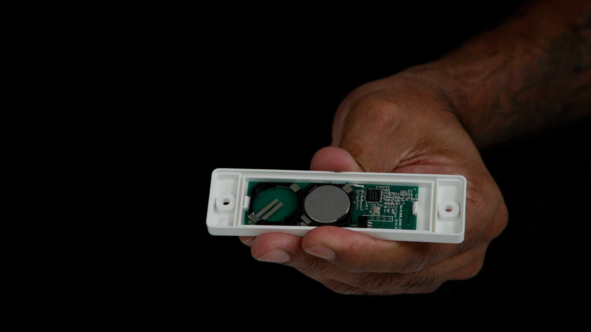 ERA WindowSense Installation Video Edit V11.00_02_49_07.Still017.jpg