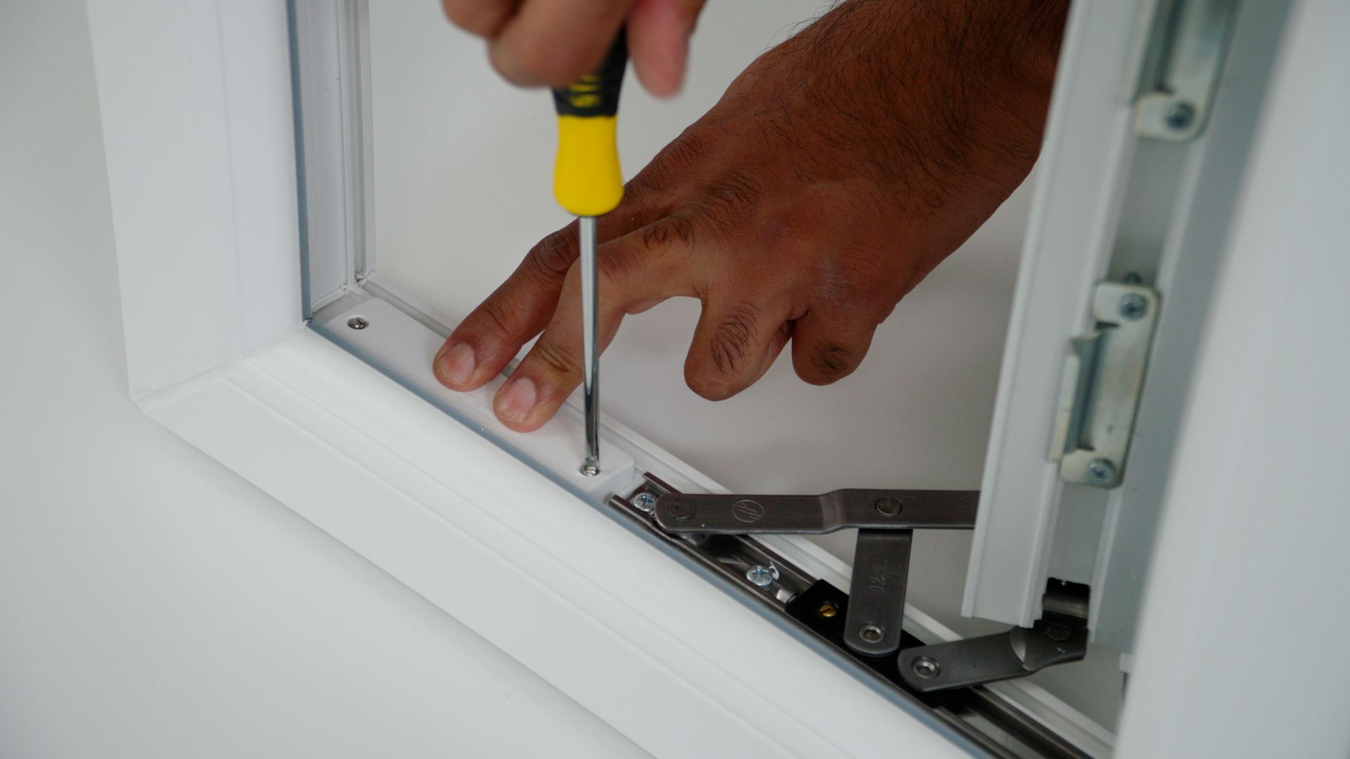 ERA WindowSense Installation Video Edit V11.00_02_53_09.Still018.jpg